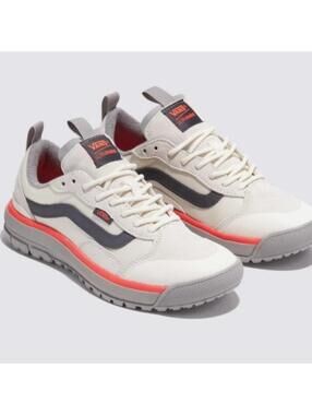 New! Size: 4 Women | Vans UltraRange EXO Hi Mite Pop